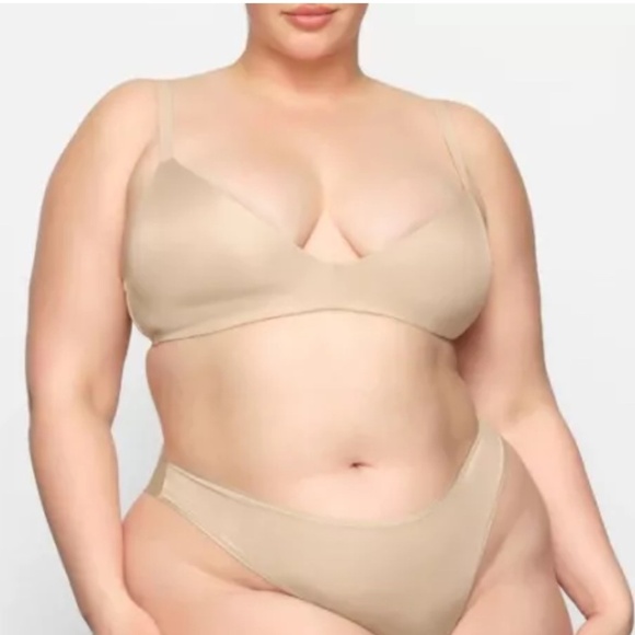NWT SKIMS Wireless Form T Shirt Demi Bra Sand 34C (BR-WRL-1889)